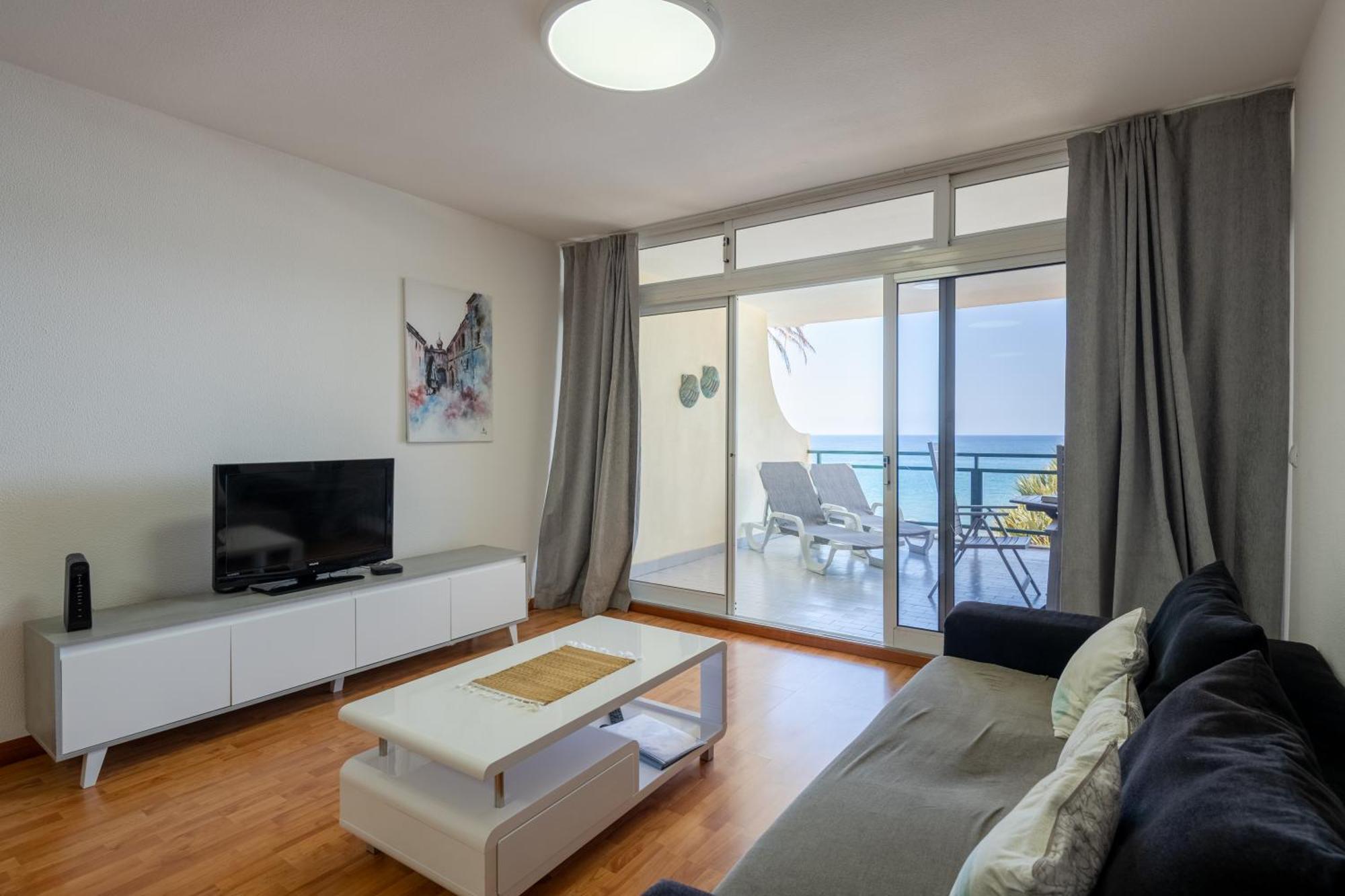 Atlantic View Apartment At Formosa Beach Funchal  Buitenkant foto