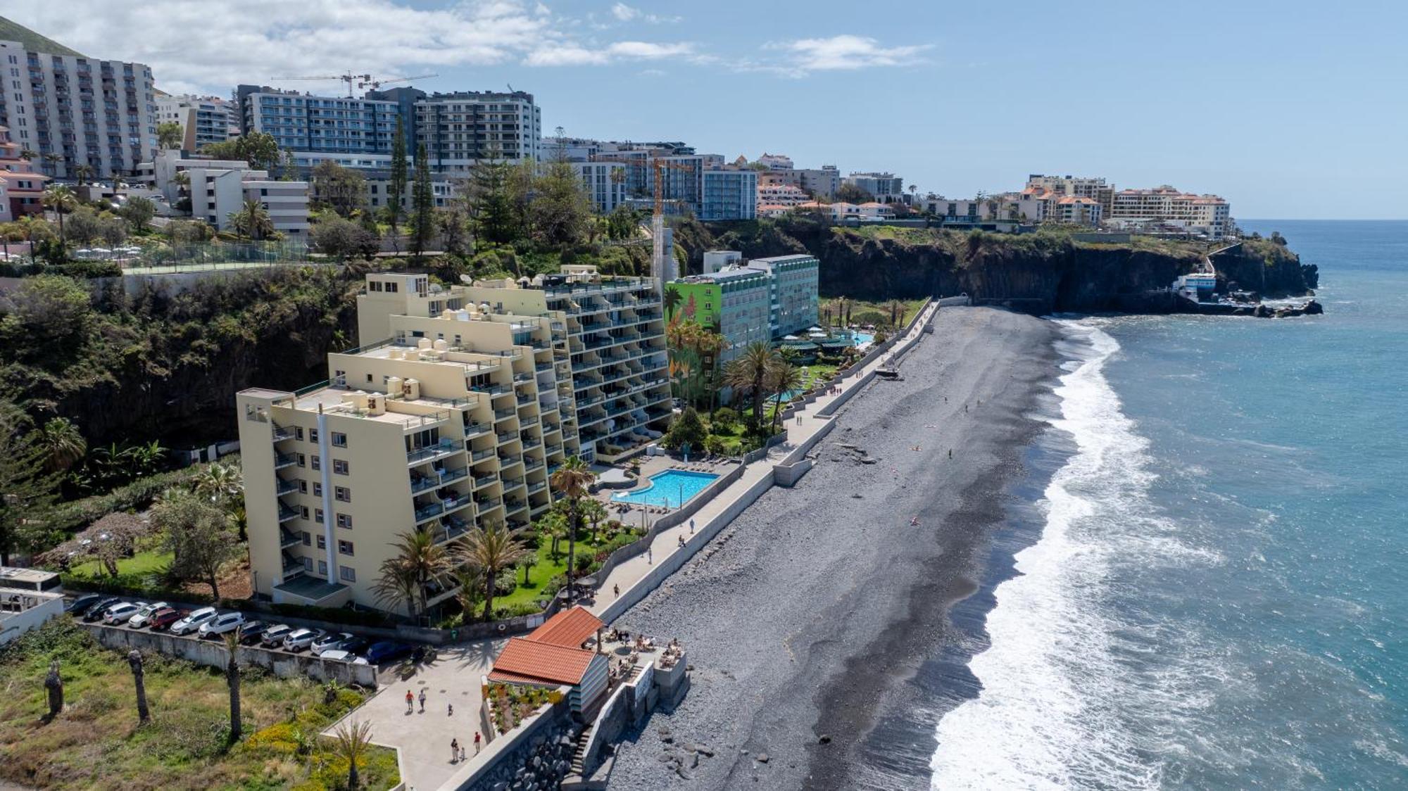 Atlantic View Apartment At Formosa Beach Funchal  Buitenkant foto
