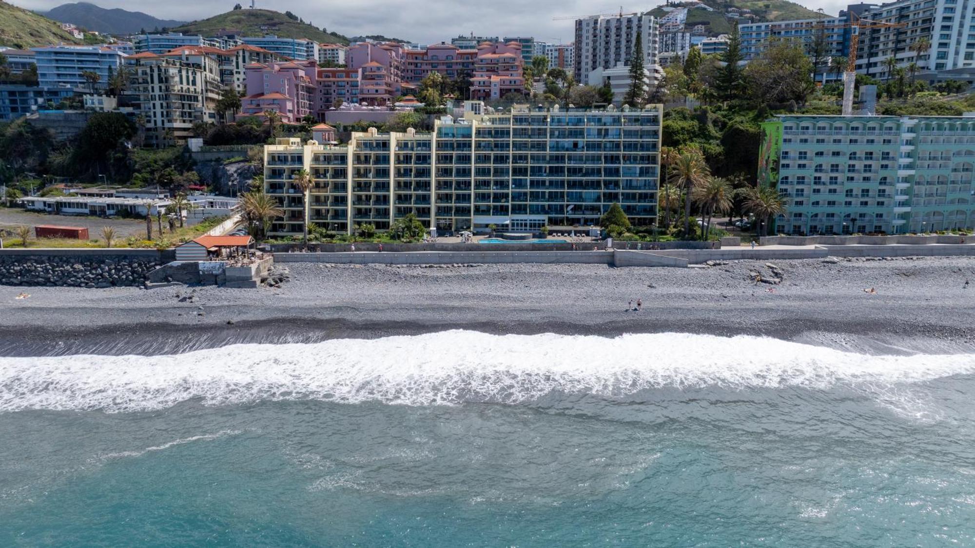 Atlantic View Apartment At Formosa Beach Funchal  Buitenkant foto
