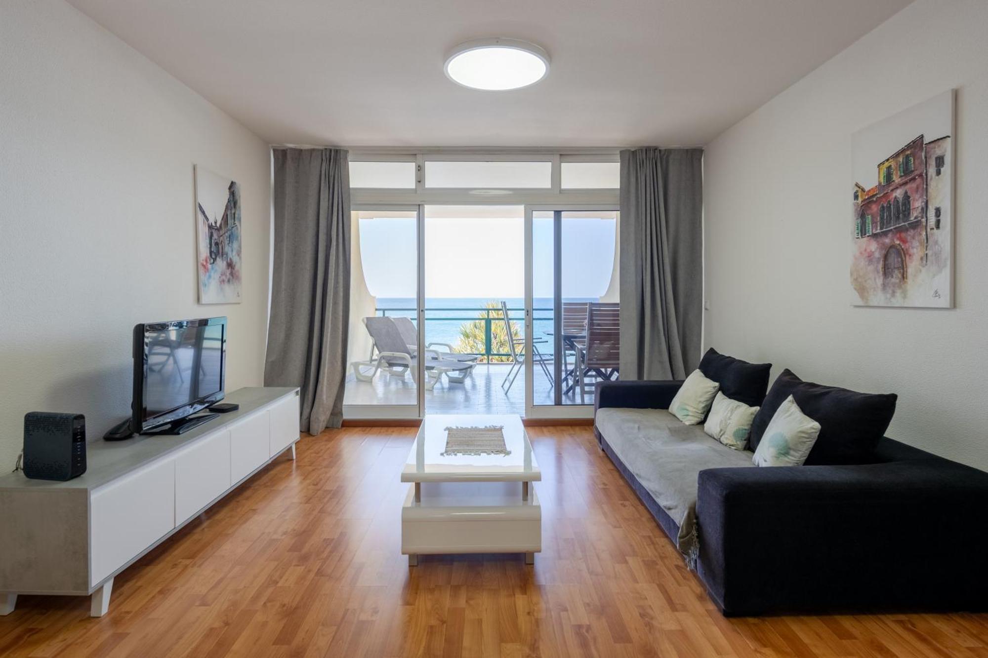 Atlantic View Apartment At Formosa Beach Funchal  Buitenkant foto